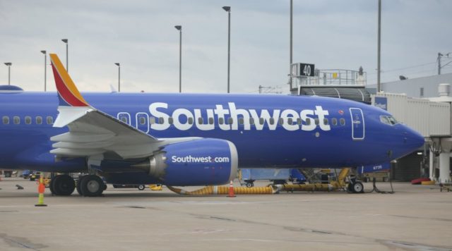 Southwest Airlines mandates all employees be fully vaccinated by Dec. 8