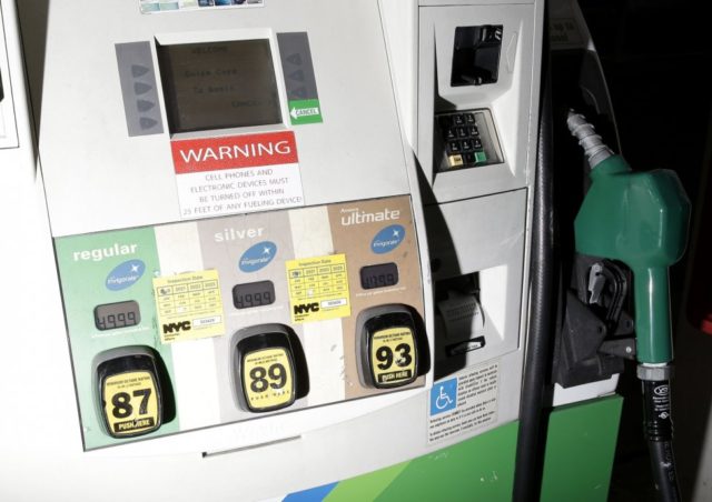 U.S. gas prices rise to highest average in 7 years