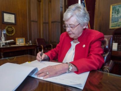 Alabama Gov. Kay Ivey issues order against vaccine mandates