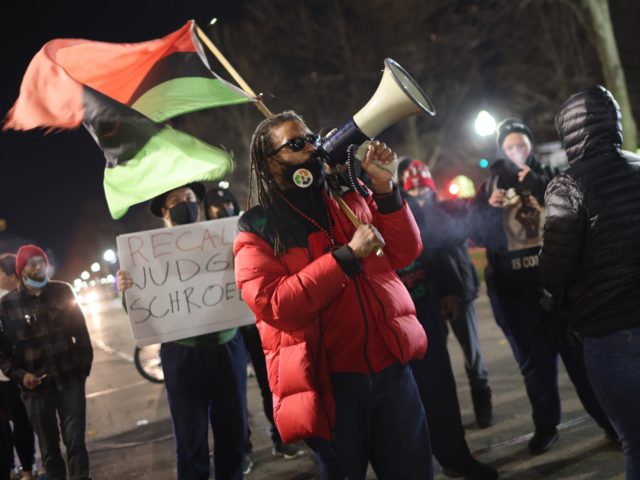 Black Lives Matter Rittenhouse (Scott Olson / Getty)
