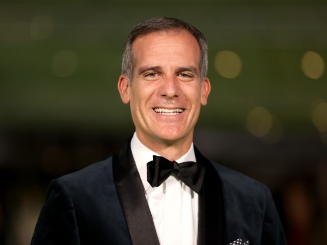 Eric Garcetti tux (Amy Sussman / Getty)