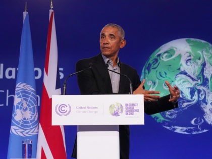 GLASGOW, SCOTLAND - NOVEMBER 08: Former US President Barack Obama delivers a speech while