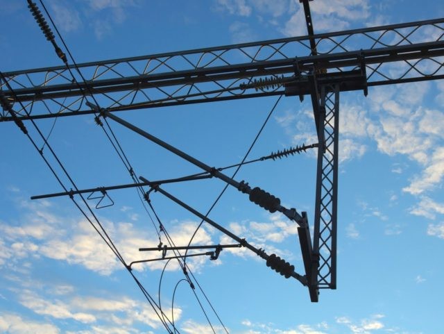 African Illegal Electrocuted After Trying to Flee Cops via Train Roof - Vimarsana News