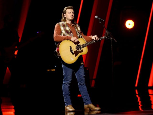 NASHVILLE, TENNESSEE: (FOR EDITORIAL USE ONLY) Morgan Wallen performs onstage at Nashville