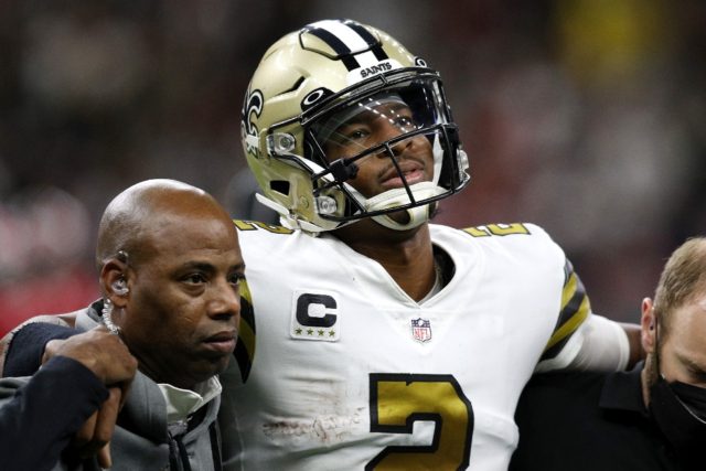 New Orelans Saints quarterback Jameis Winston will miss the rest of the season after suffe