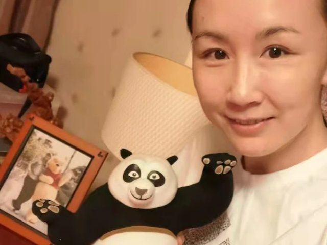 Missing Chinese tennis star Peng Shuai appeared in mysterious photos this weekend that inc