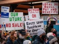 Kellogg’s Retreats from Replacing Striking Workers, Cuts Deal with Union