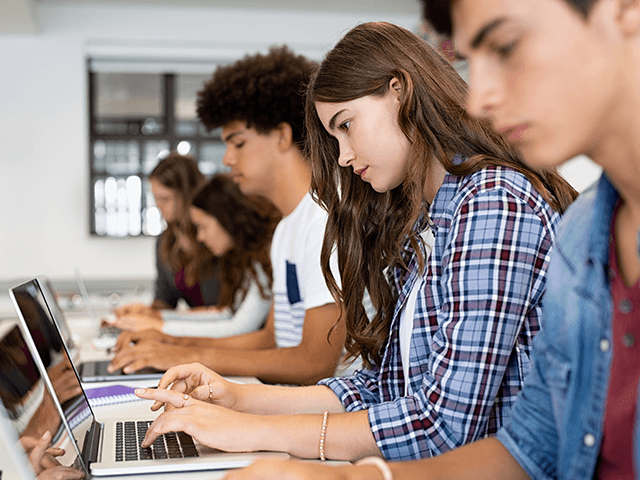 Chicago School Officials Nix Conservative TPUSA on Campus - Vimarsana News