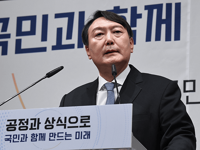 Former Prosecutor General Yoon Suk-yeol speaks to declare his bid for presidency at a memo