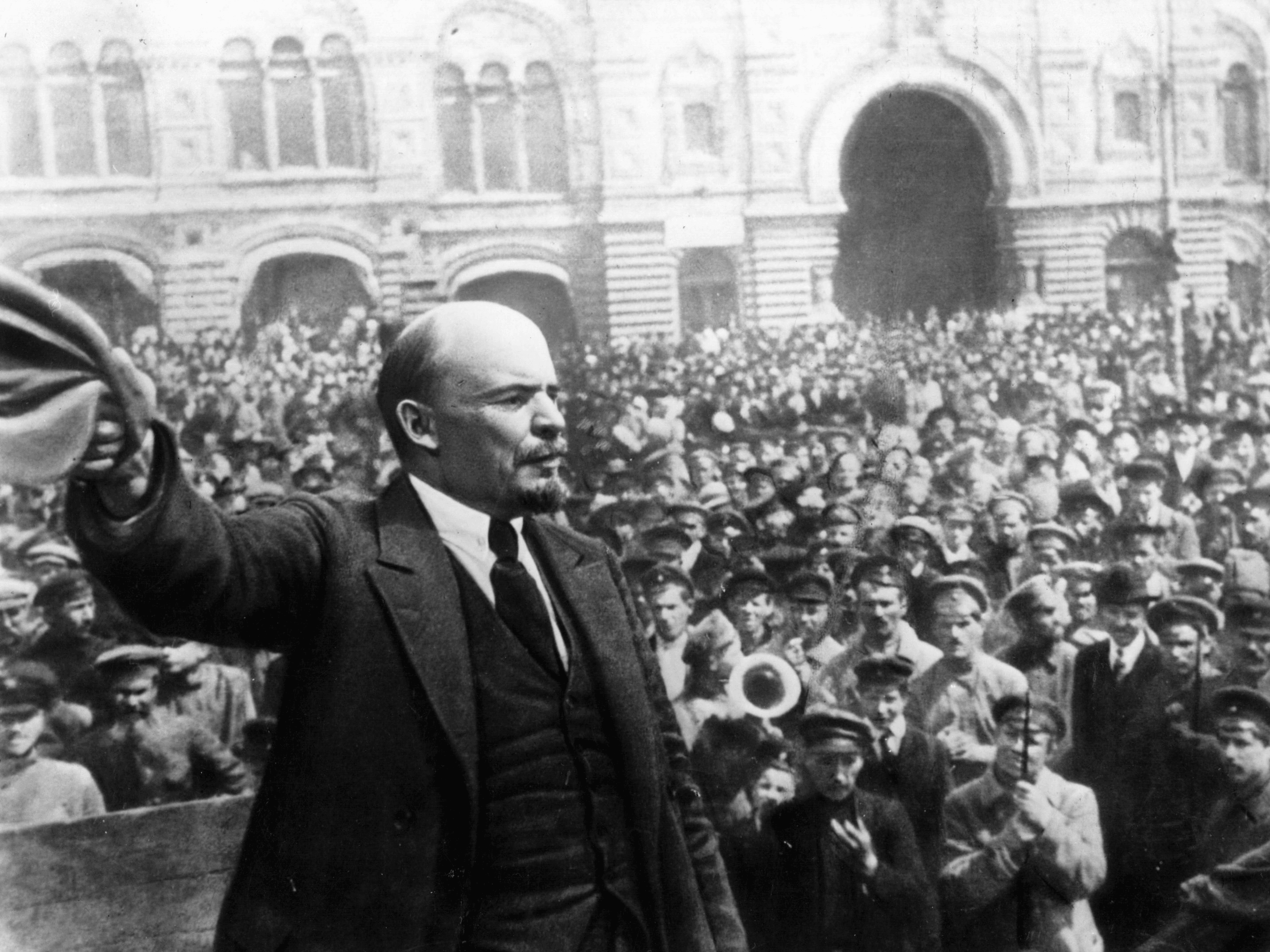 Russian communist revolutionary leader, Vladimir Lenin (1879 - 1924), giving a speech to Vsevobuch servicemen on the first anniversary of the foundation of the Soviet armed forces, Red Square, Moscow, 25th May 1919. Original Publication: People Disc - HG0194 (Photo by Keystone/Getty Images)