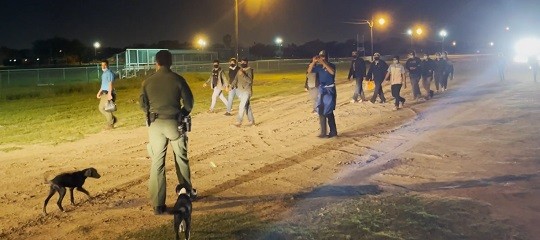 Another group of migrants surrenders to Border Patrol agents near La Joya, Texas, on Christmas Eve. (Randy Clark/Breitbart Texas)