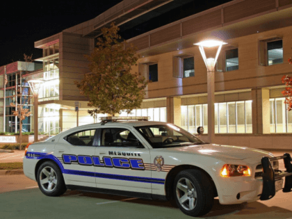 North Texas Police Officer Dies After Shootout