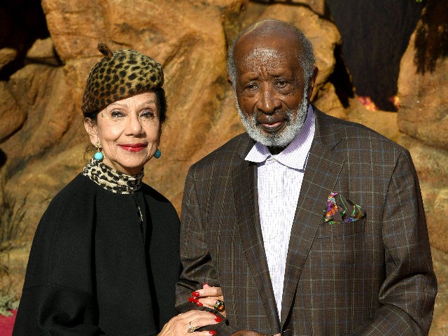 HOLLYWOOD, CALIFORNIA - JULY 09: (L-R) Jacqueline Avant and Clarence Avant attend the premiere of Disney's "The Lion King" at Dolby Theatre on July 09, 2019 in Hollywood, California. (Photo by Kevin Winter/Getty Images)