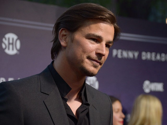 NEW YORK, NY - MAY 06: Actor Josh Hartnett arrives at Showtime's "PENNY DREADFUL" world premiere at The High Line Hotel on May 6, 2014 in New York City. (Photo by Michael Loccisano/Getty Images for Showtime)