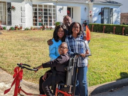 Chandler from Texas got his Christmas wish! This sweet family photo, warms our hearts. Enjoy your bike and Merry Christmas!