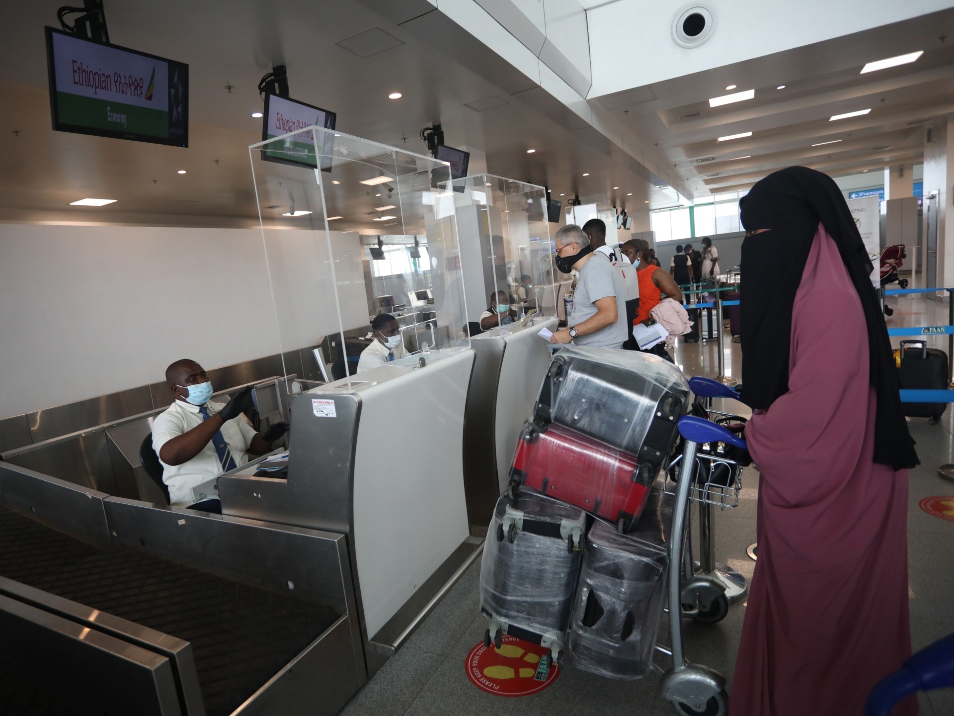 Nigeria Bans UK, Canada in Revenge for Omicron Travel Ban - Vimarsana News