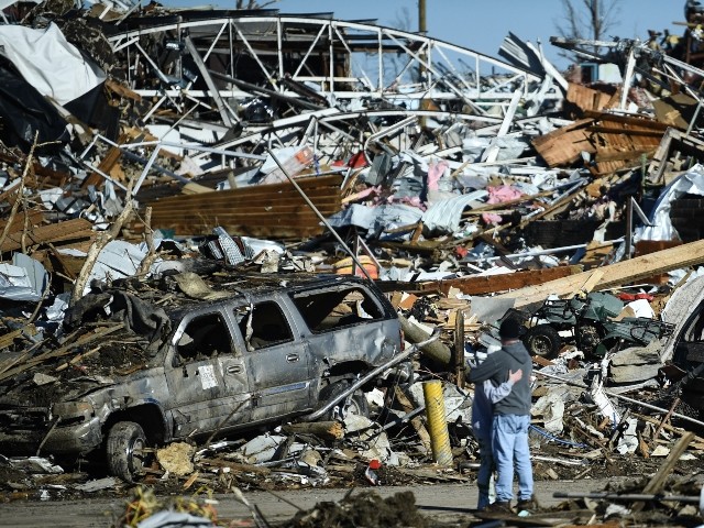 Families Mourn in Wake of Tornado Tragedy at Kentucky Candle Factory - Vimarsana News