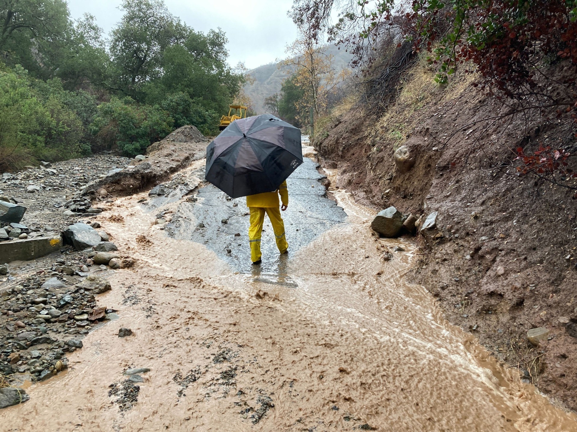 California storm. Шторм в США 2021. After Storm Cleaning City. Storm in la December.