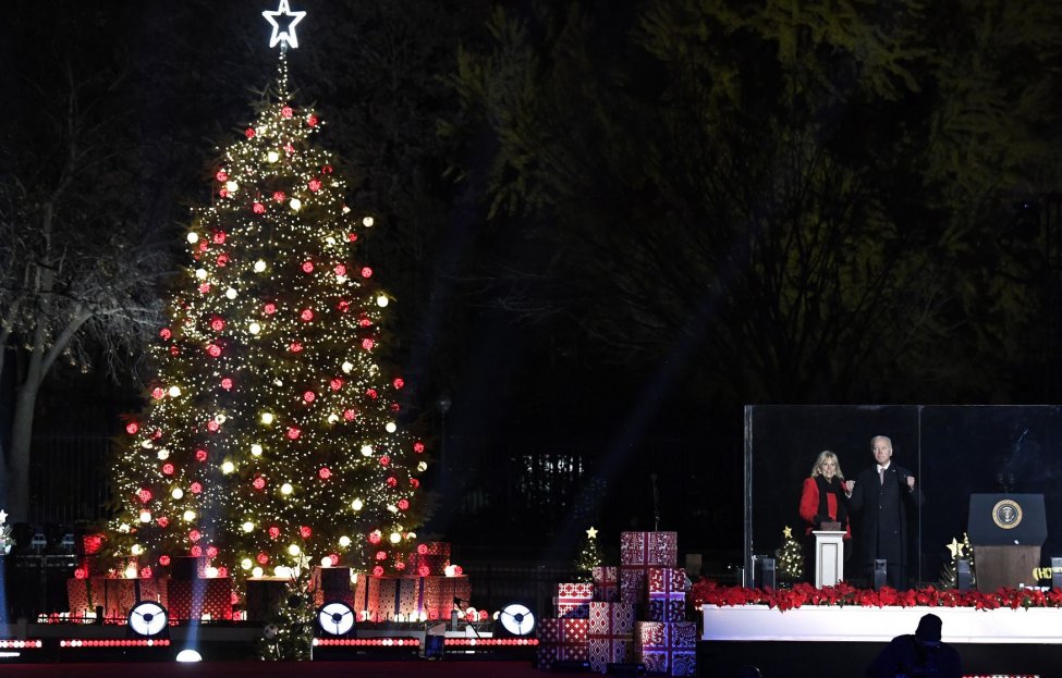 Biden Expresses Hope For Future During National Christmas Tree Lighting Breitbart
