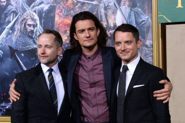 'Lord of the Rings' cast reunites for rap on 'The Late Show'