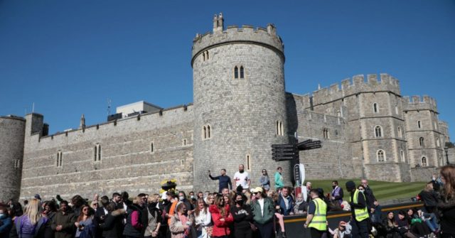 Armed Intruder Arrested On Grounds Of Britain's Windsor Castle, Police ...