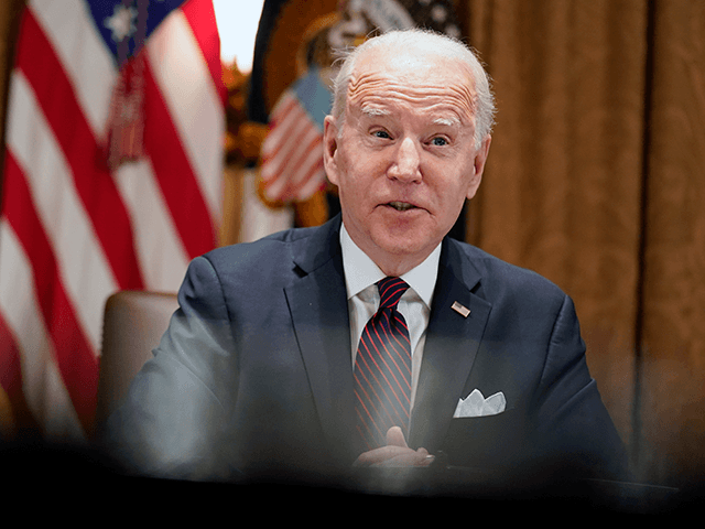 Poll: Majority of Americans Say America on the ‘Wrong Track’ One Year into Biden’s Presidency