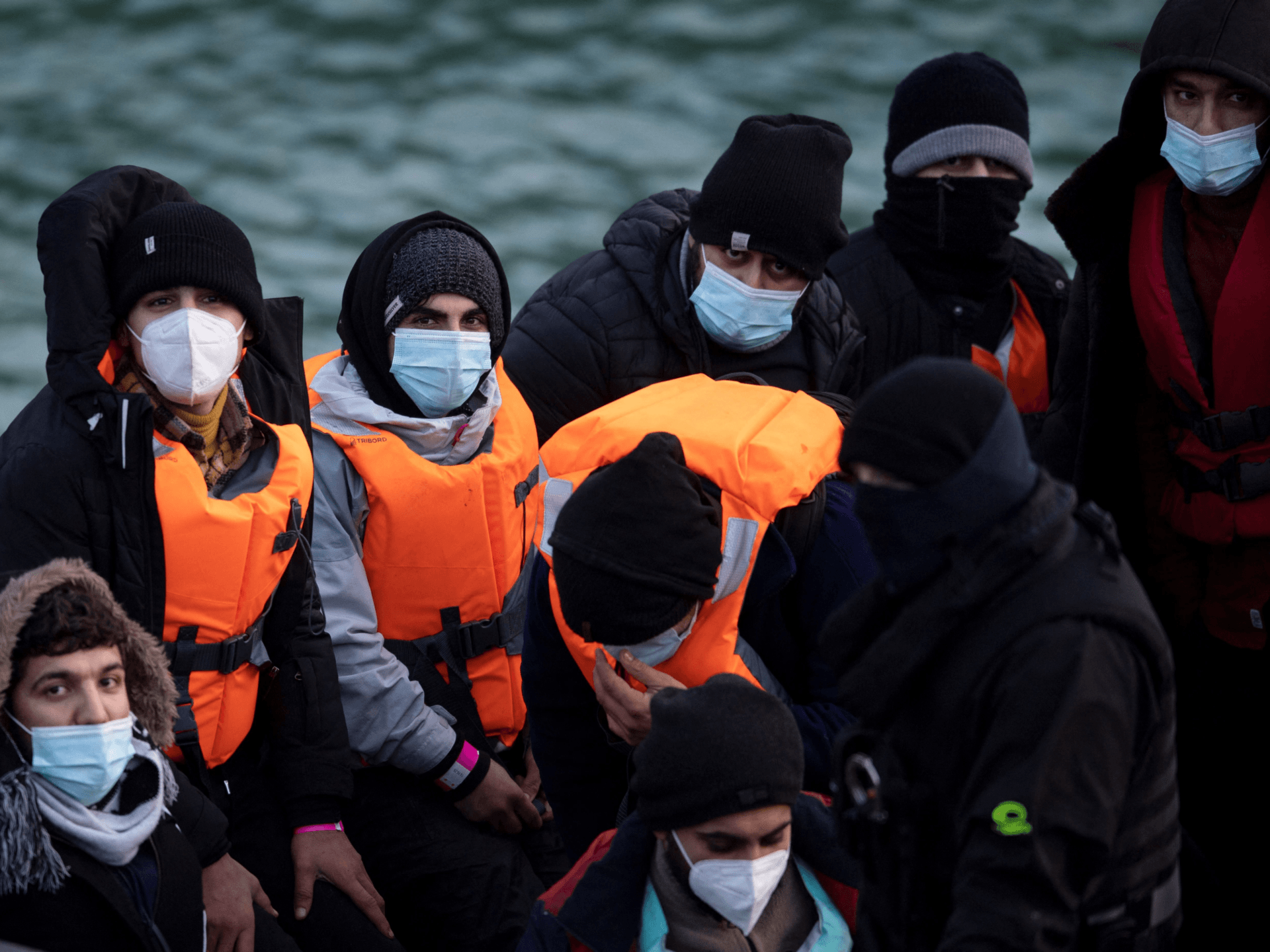 Nigel Farage Predicts 60,000 Boat Migrants Will Reach Britain This Year - Vimarsana News
