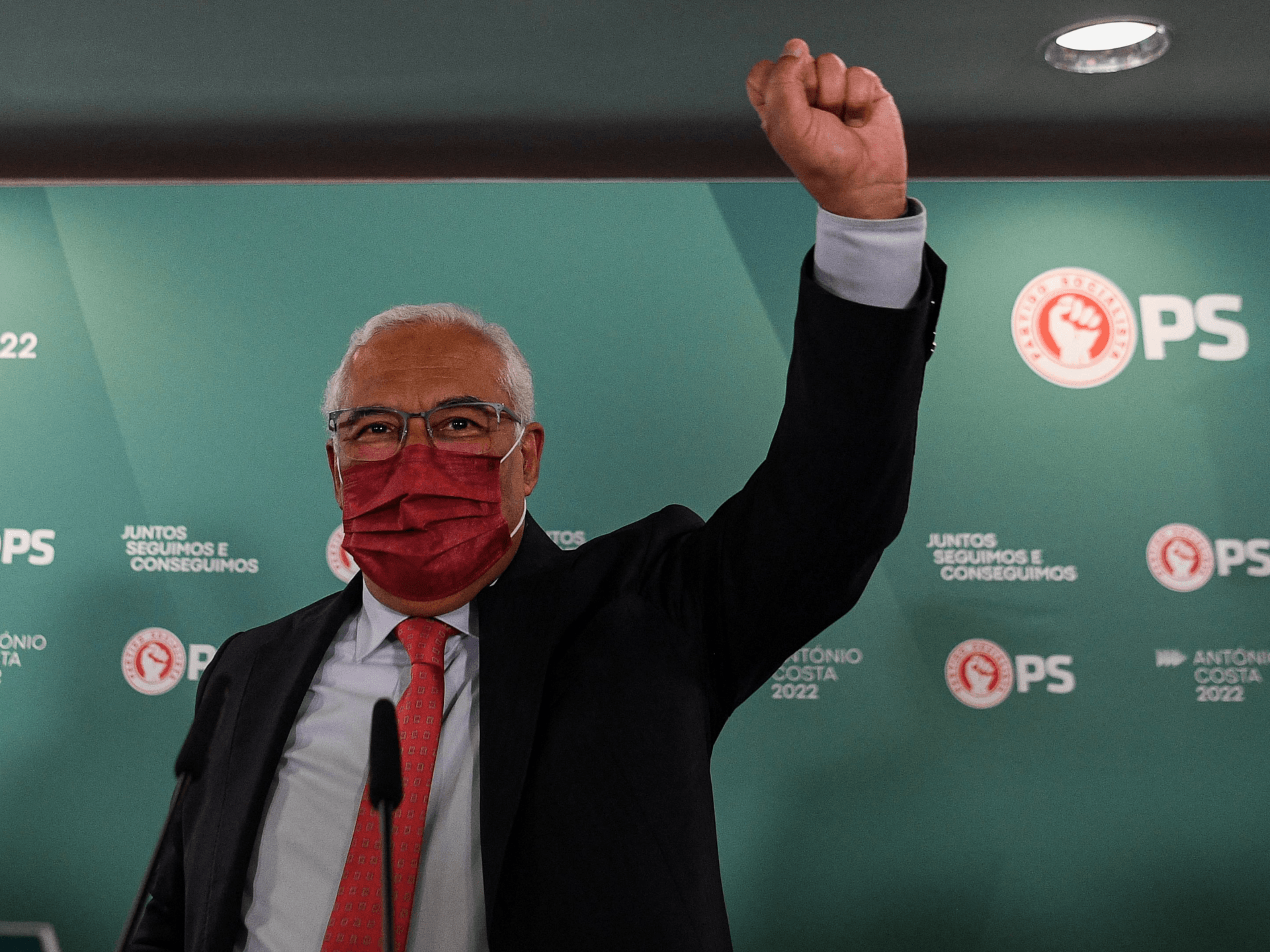 Portuguese incumbent Prime Minister and leader of the Socialist party (PS) Antonio Costa gestures as he arrives to deliver a speech after the announcement of the exit polls at the Socialist Party campaign headquarters on the election night in Lisbon on January 30, 2022. - Portugal's Socialist party is projected to win the early election, exit polls showed, predicting the incumbents will take more votes than in 2019 but may still fall short of an outright majority. (Photo by PATRICIA DE MELO MOREIRA / AFP) (Photo by PATRICIA DE MELO MOREIRA/AFP via Getty Images)