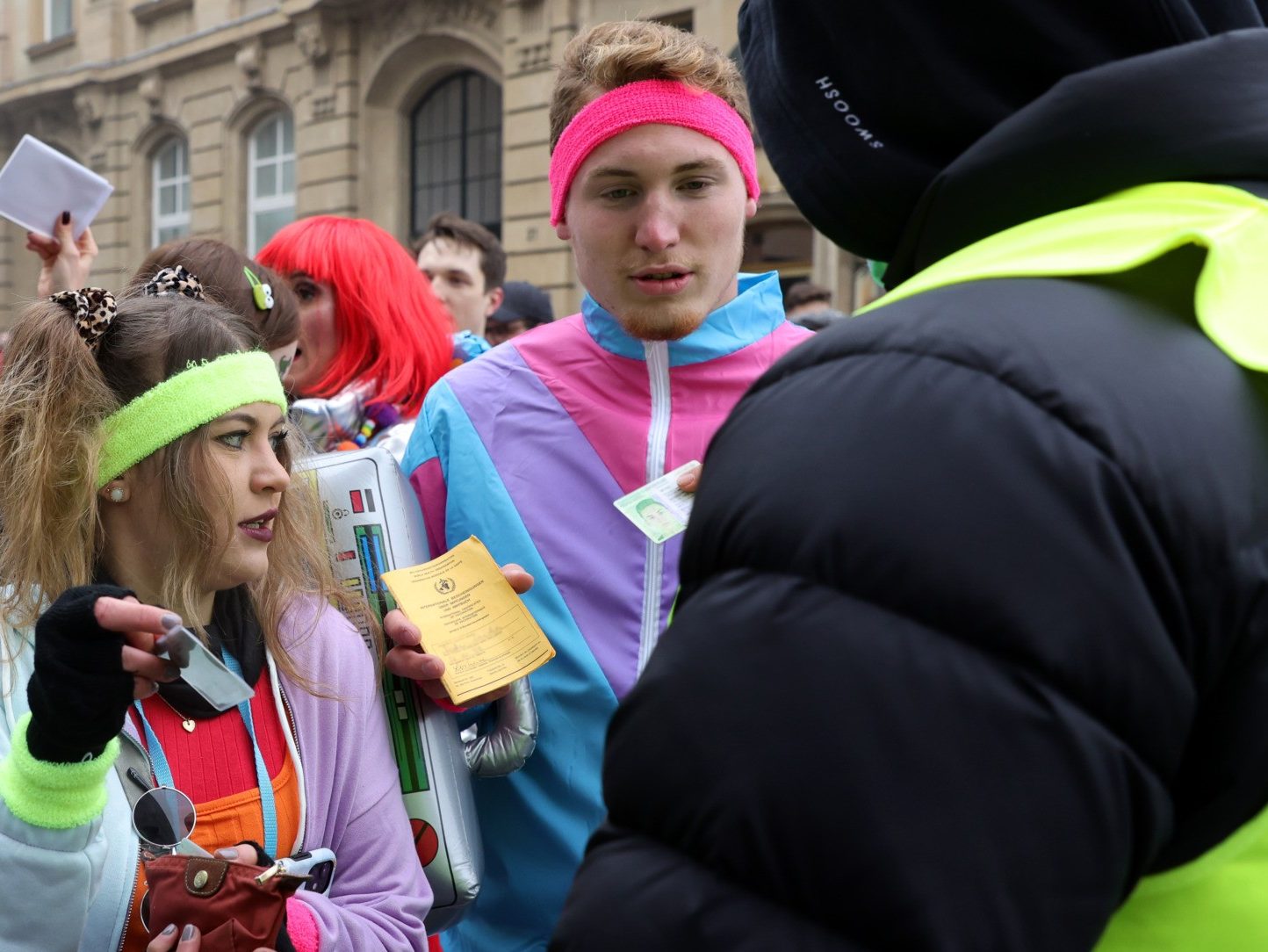 Vax'd to Wear Coloured Bracelet to Prove Jab Status in German City - Vimarsana News