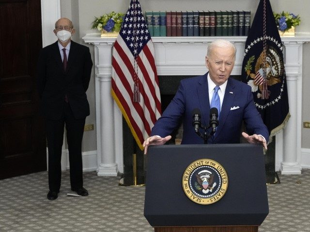 President Joe Biden (R) speaks alongside retiring U.S. Supreme Court Justice Stephen Breyer, during a retirement ceremony at the White House on January 27, 2022 in Washington, DC. Appointed by President Bill Clinton, Breyer has been on the court since 1994. His retirement creates an opportunity for President Joe Biden, …