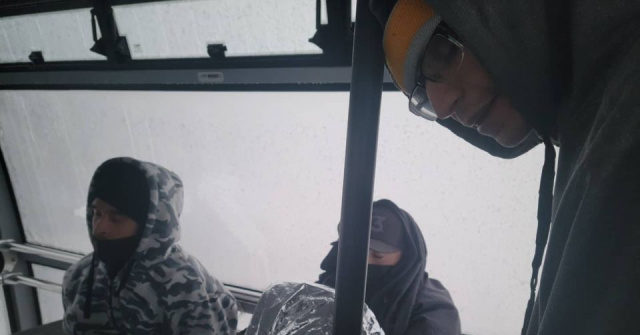 Report: People Stuck in Tram Cars in Icy Weather in New Mexico - Vimarsana News