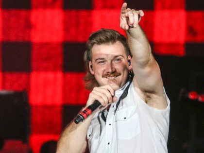 Morgan Wallen performs during the Can't Say I Ain't Country Tour at Cellairis Am