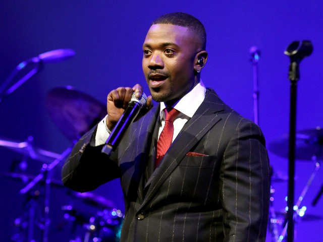 LOS ANGELES, CALIFORNIA - FEBRUARY 08: Ray J speaks on stage during BET music showcase Gra