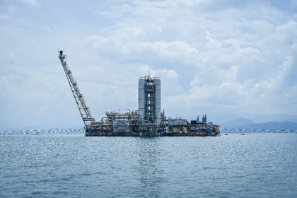 On Lake Kivu, lying between Rwanda and the Democratic Republic of Congo, the KivuWatt comp