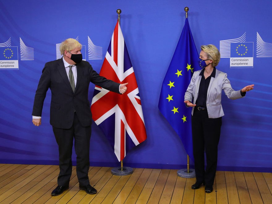 Boris Johnson Sticks With EU Red Tape toi Push Net Zero Agenda - Vimarsana News