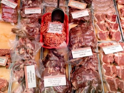 Prices are displayed on a selection of meat at Union Meat Company in Eastern Market in Washington, DC, on February 8, 2022. - In the United States, land of barbecues and steakhouses, beef is becoming a luxury. Overall consumer prices rose by seven percent over the course of 2021, an …