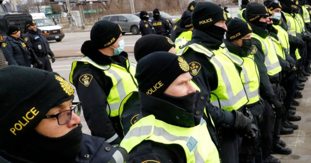 Ontario Police Investigate Officers Over Freedom Convoy Donations - Vimarsana News