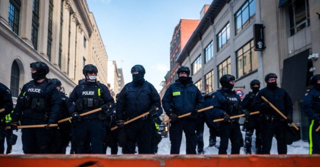 PICS: More Arrests as Canadian Cops Sweep Through Ottawa with Clubs - Vimarsana News