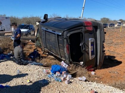 Laredo Sector agents respond to a human smuggling rollover crash. (U.S. Border Patrol/Laredo Sector)