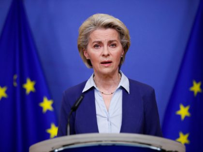 European Commission President Ursula von der Leyen delivers a statement following the conclusion of an EU Foreign Ministers' meeting on the crisis in Ukraine, in Brussels, on February 22, 2022. (Photo by JOHANNA GERON / POOL / AFP) (Photo by JOHANNA GERON/POOL/AFP via Getty Images)