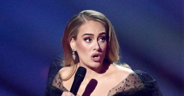 Adele: 'I F***ing Dare You' to Throw Objects Onstage During Performance, 'I'll F***ing Kill You'
