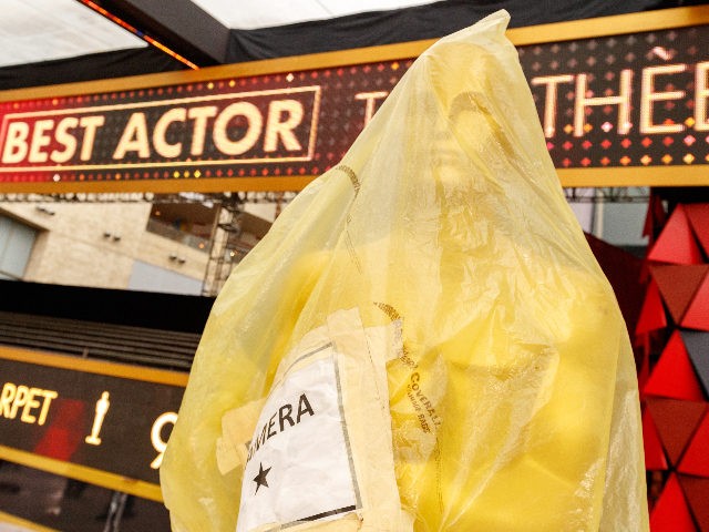 HOLLYWOOD, CA - MARCH 02: Oscars statues sit covered as preperations for this years 90th Oscars continue on March 2, 2018 in Hollywood, California. (Photo by Christopher Polk/Getty Images)