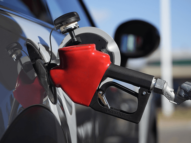 WATCH: Thief Catches on Fire While Stealing Gas from Truck in Utah - Vimarsana News