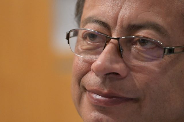 Polls show Gustavo Petro in the lead ahead of the first round of presidential voting in Co