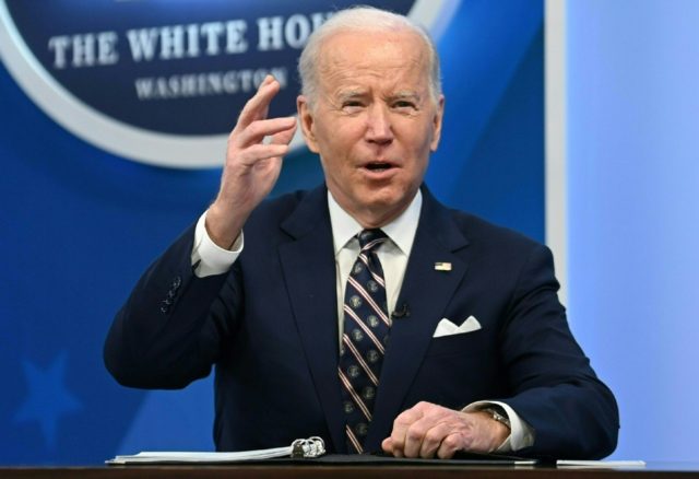 US President Joe Biden says he will announce measures against Russia from the White House