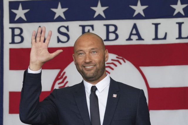 Derek Jeter resigns as Marlins CEO, cites 'different' vision