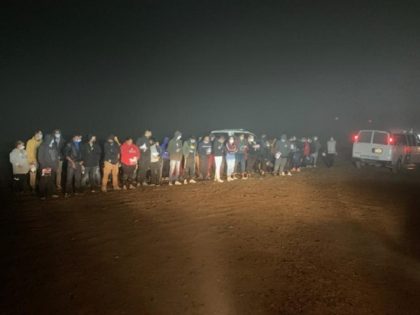 Rio Grande Valley Sector agents apprehend 250 migrants in a single group crossing. (U.S. Border Patrol/Rio Grande Valley Sector)