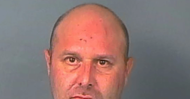 Authorities: Florida Man Calls 911 to Test His Methamphetamine - Vimarsana News