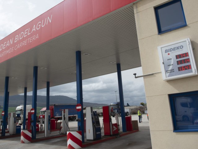 Picture shows a petrol station in Pamplona on March 15, 2022. - Energy prices have risen s