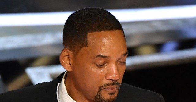 never-forget-hollywood-celebs-who-gave-will-smith-a-standing-ovation